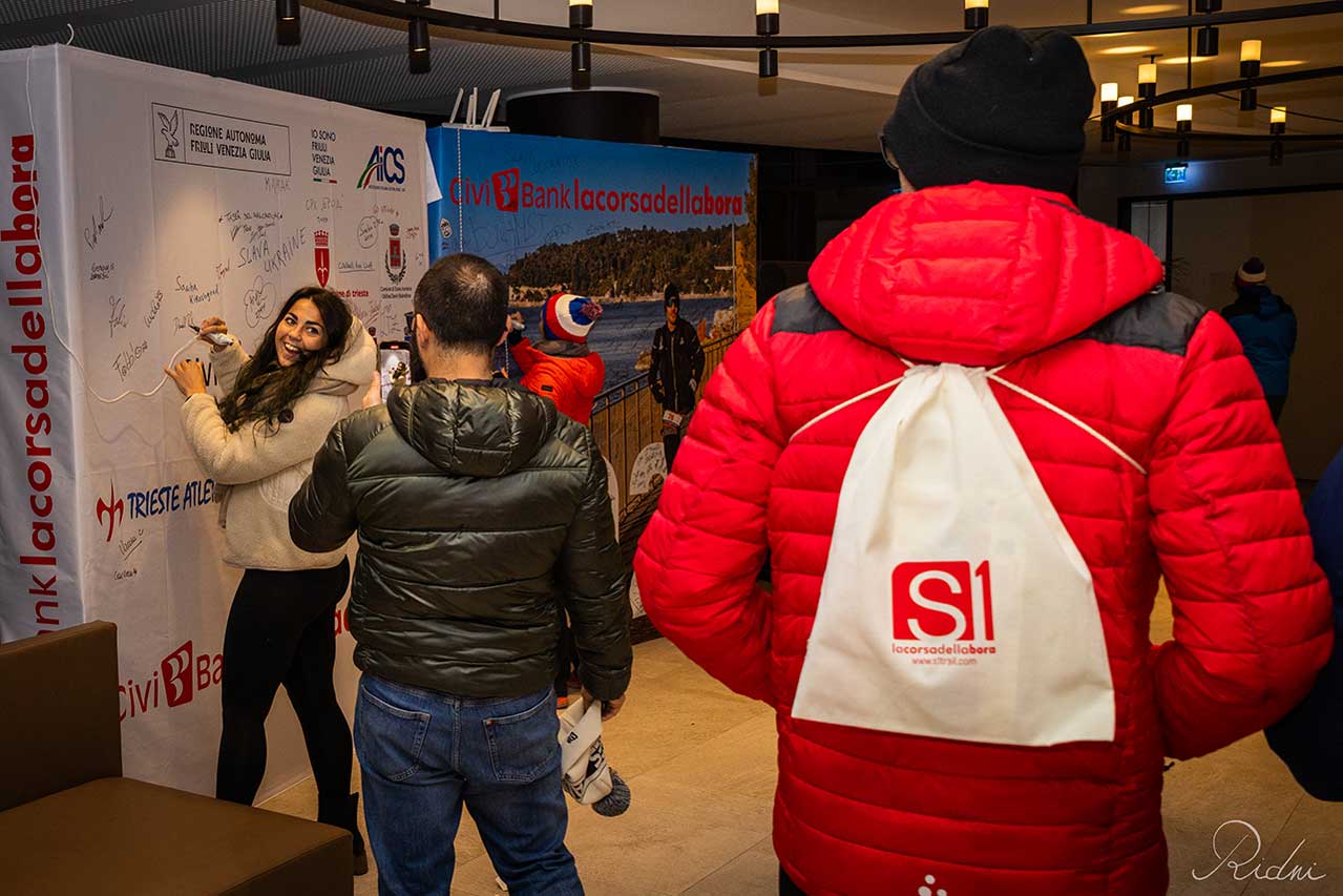 Runner alla Corsa della Bora 2027, Trieste Ultra Trail (ph. IoSonoFVG)
