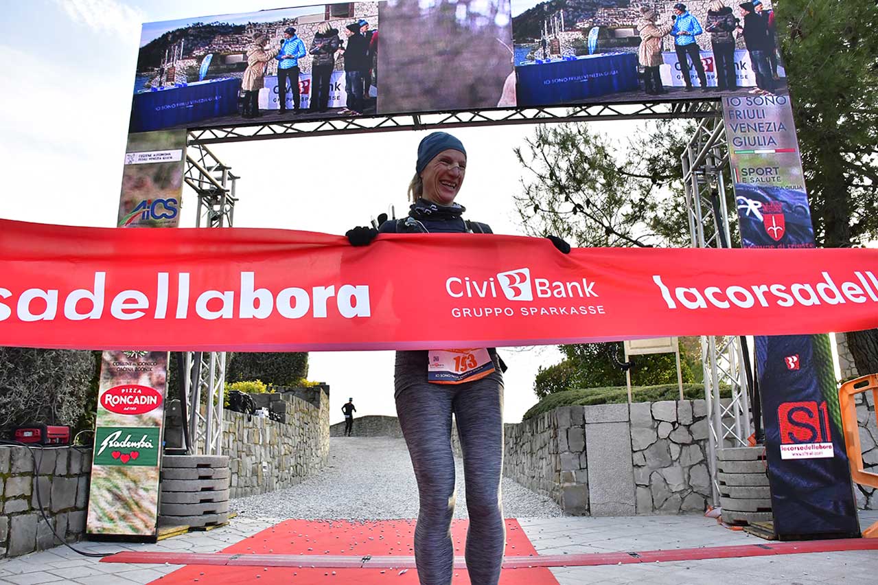 Runner alla Corsa della Bora 2027, Trieste Ultra Trail (ph. IoSonoFVG)