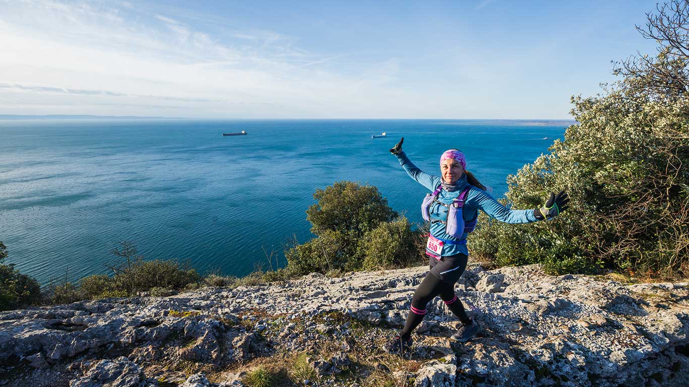 Paesaggio del Carso durante la Corsa della Bora